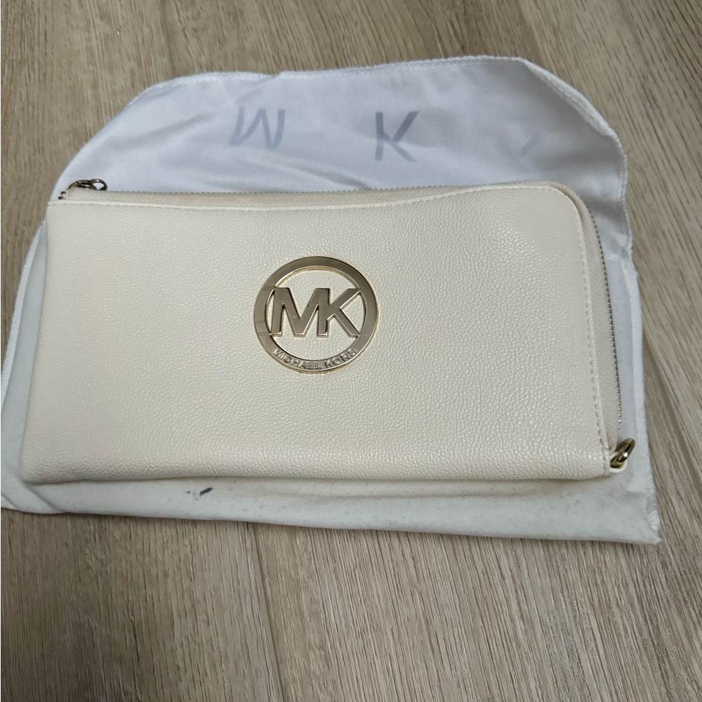 MK clutch/wallet